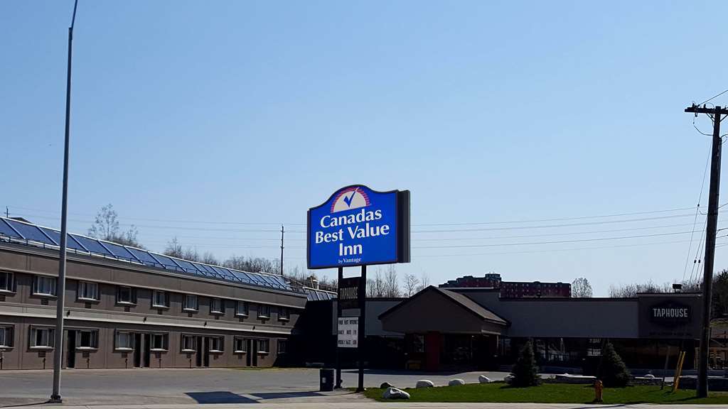 Rodeway Inn Sudbury Eksteriør bilde
